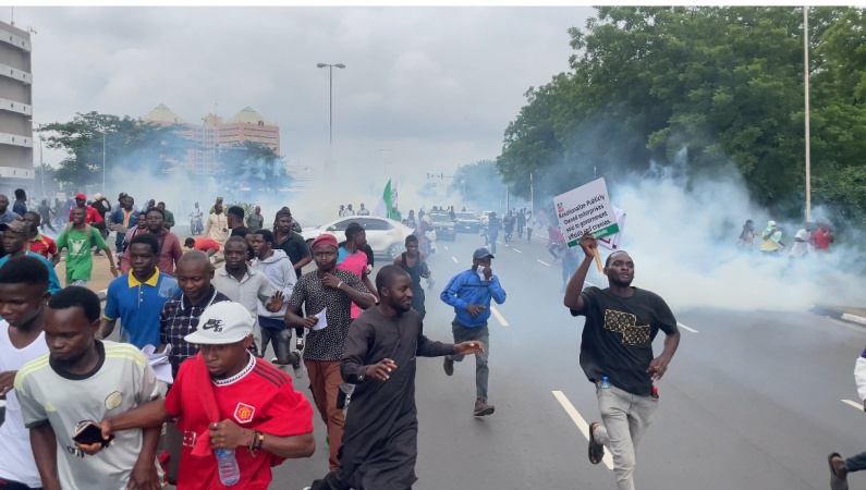 #EndBadGovernance Protest: Women groups sue FG for N500m over teargas, molestation at Abuja Stadium