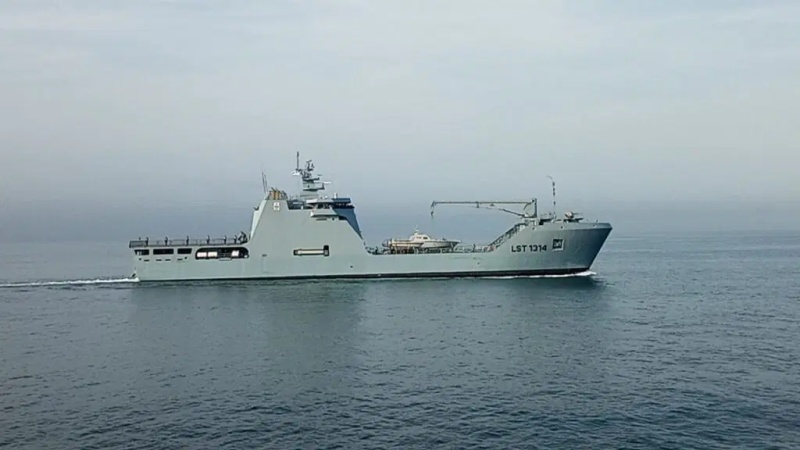 Controversy trails Navy?s issuance of bunkering license