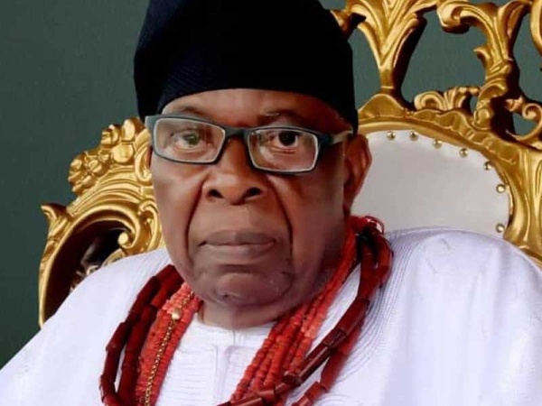 Osun monarch Aromolaran?s transition rites to last 90 days ? Council