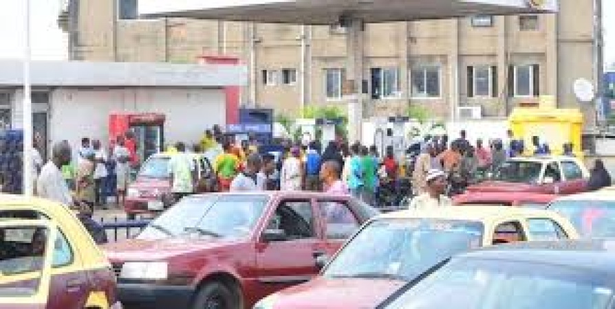 Petrol: Nigerians resort to difficult survival strategies as price hike bites
