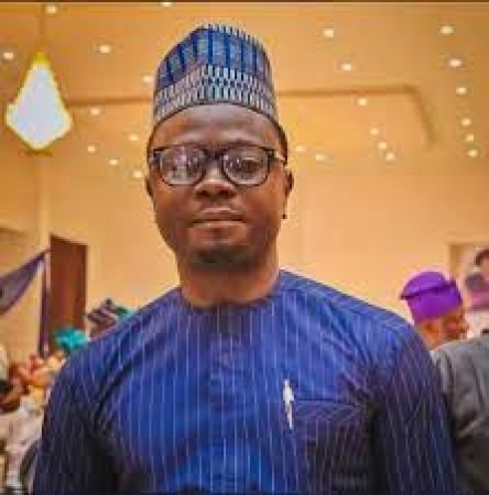 Reactions as Minister says Tinubu too rich to loot Nigeria?s resources