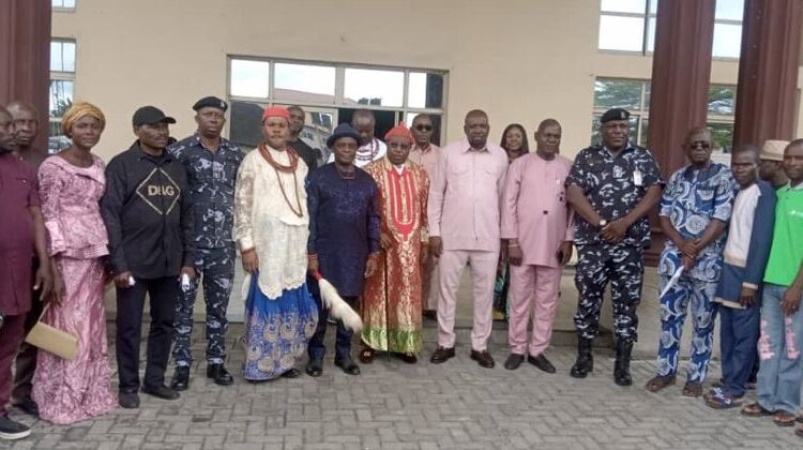   Delta communities end hostilities, sign peace pact