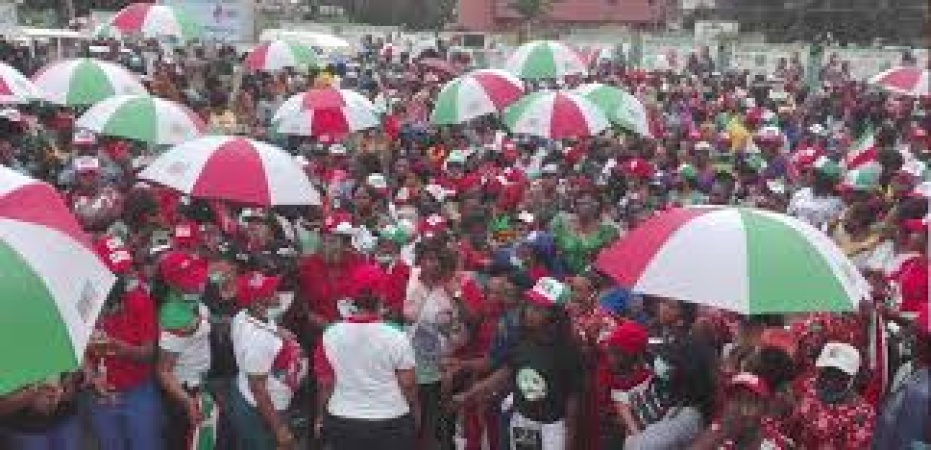 #EdoDecides2024: PDP supporters protest at INEC office