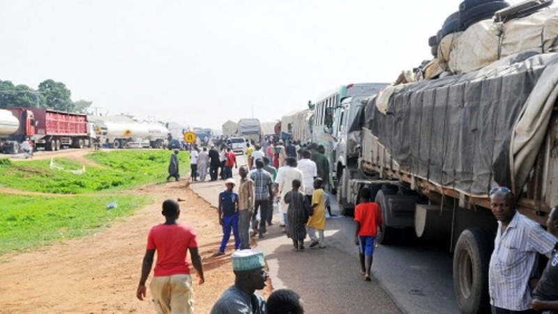 Petrol tanker drivers block Ebonyi roads over alleged extortion