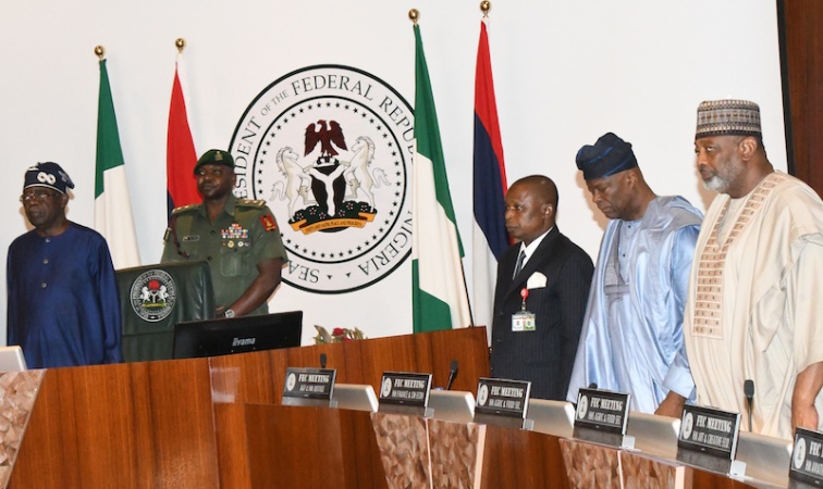 Nigeria to widen tax net over revenue shortfall