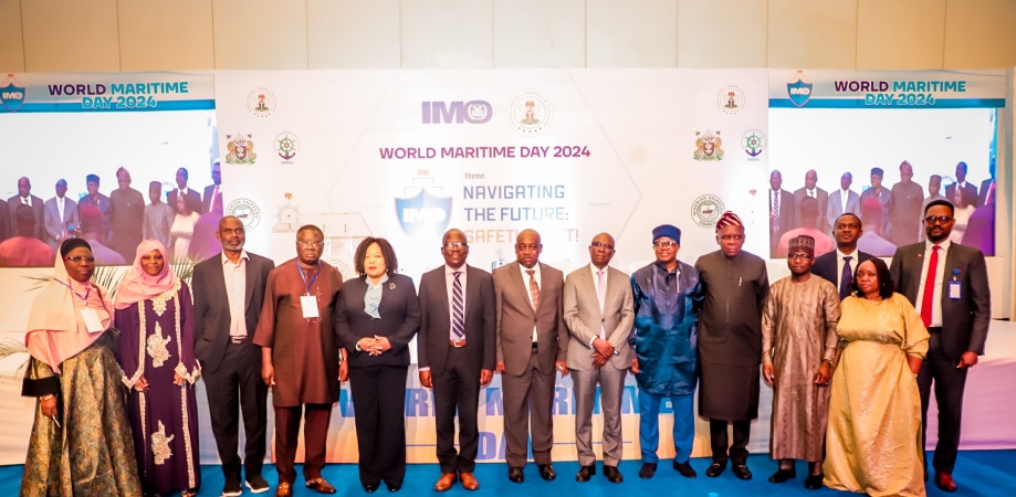 FG mulls technological investments, alternative fuels for safe shipping