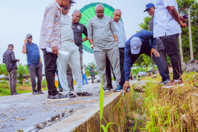 Delta Govt mobilises contractors, demands speedy, quality delivery