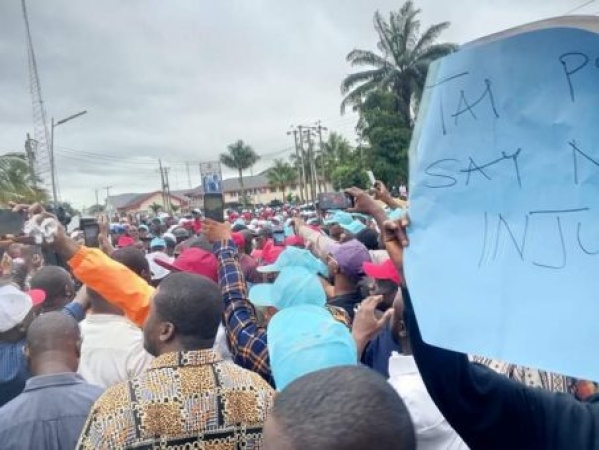 BREAKING: Heavy protest over Rivers LG poll