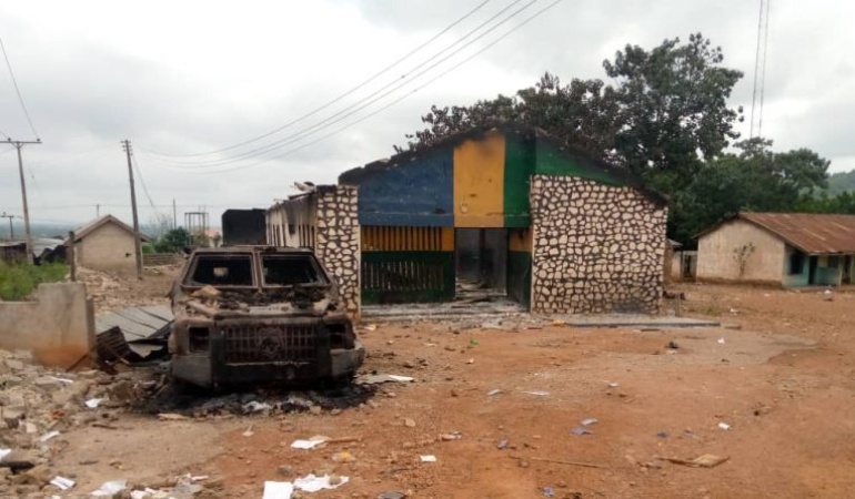JUST IN: Gunmen kill two police officers, set van ablaze in Anambra