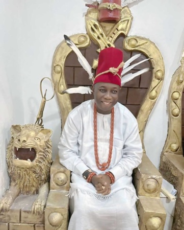Okilolo of Asaba, Prof Azinge climbs the throne as the 14th Asagba of Asaba