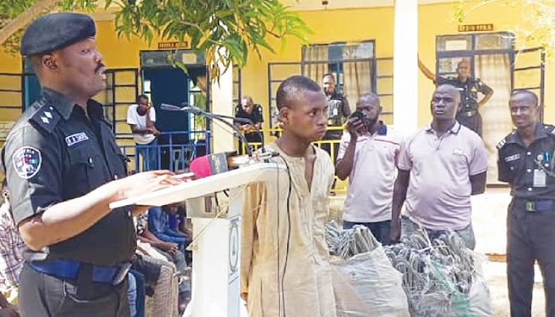 How I raped 16-year-old, threw her inside well ? Suspect