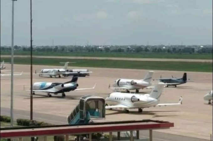 Import duty: FG may ground 60 private jets today + Top bank chairmen, business moguls to be affected