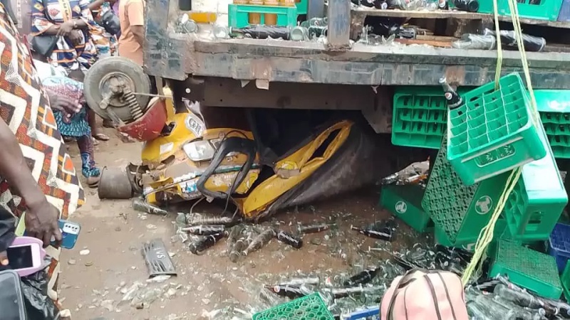 BREAKING: School pupil, mother, 7 others dead, several injured as trucks crush tricycles in Ibadan