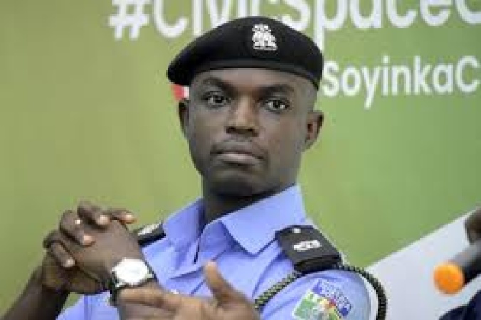 BREAKING: Policeman on rescue mission killed in Lagos