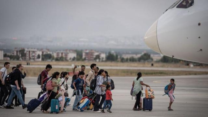 How hoax bomb threats are hurting air travel in India