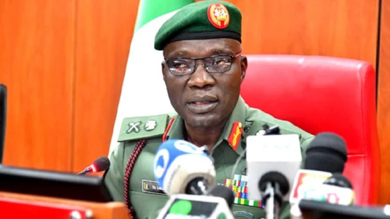Chief of Army Staff, Gen. Taoreed Lagbaja, speaks to President Tinubu on health status
