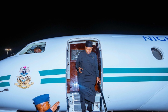 BREAKING: Shettima cancels trip as foreign object hits his plane in New York