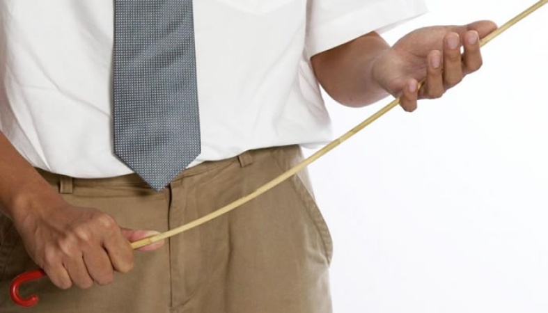   Teacher in trouble as pupil dies after 162 frog jumps