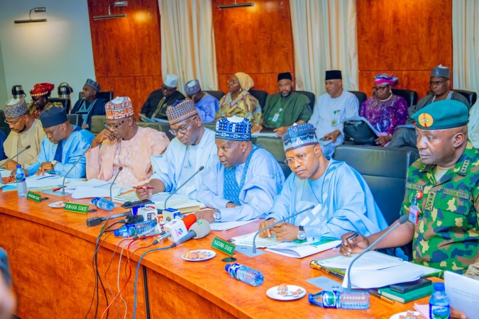 19 Northern Governors meet with CDS, traditional rulers over insecurity