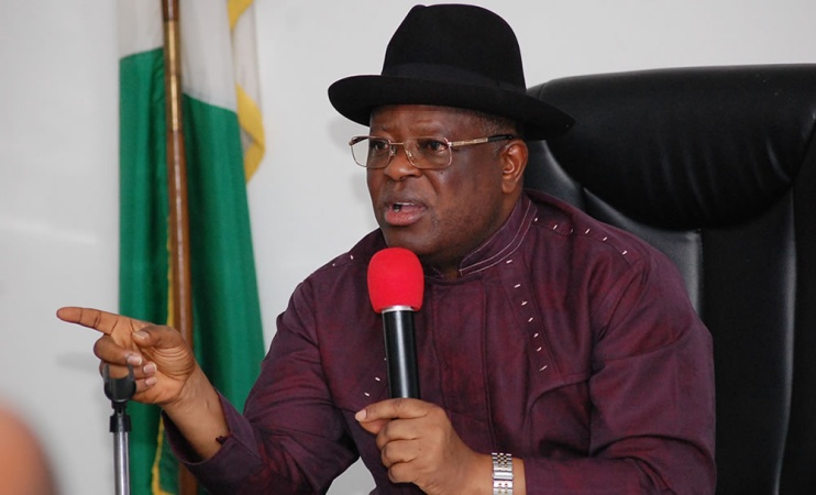 Minister sees danger on Lagos bridges, seeks quick intervention from NASS 