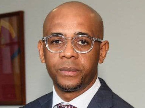 Government official arrested over 400 sextapes with VIPs? wives, sisters