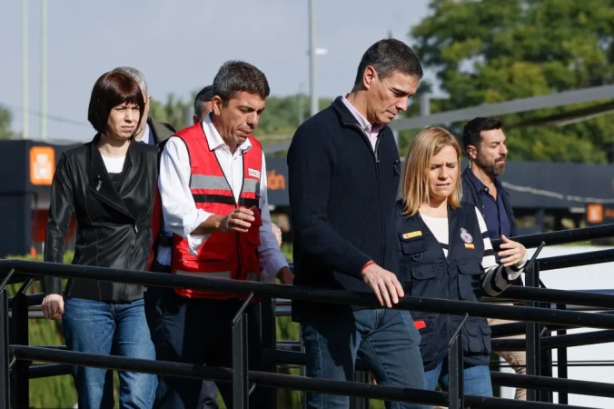 Accusations fly in Spain over who is to blame for flood disaster