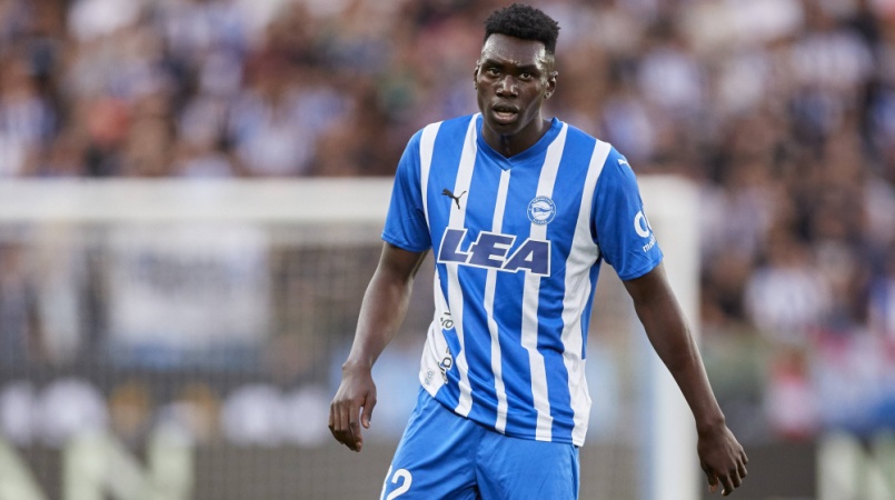 United, Chelsea battle for Omorodion