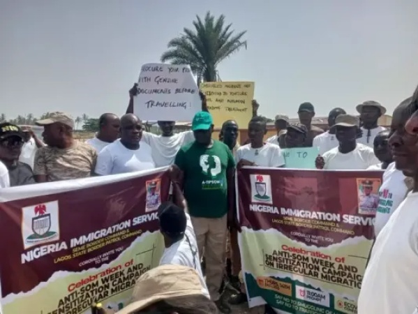 Immigration walks against illegal migration in Seme