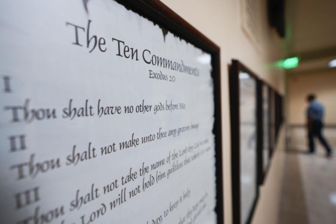 US Federal judge blocks law that requires classrooms to display Ten Commandments