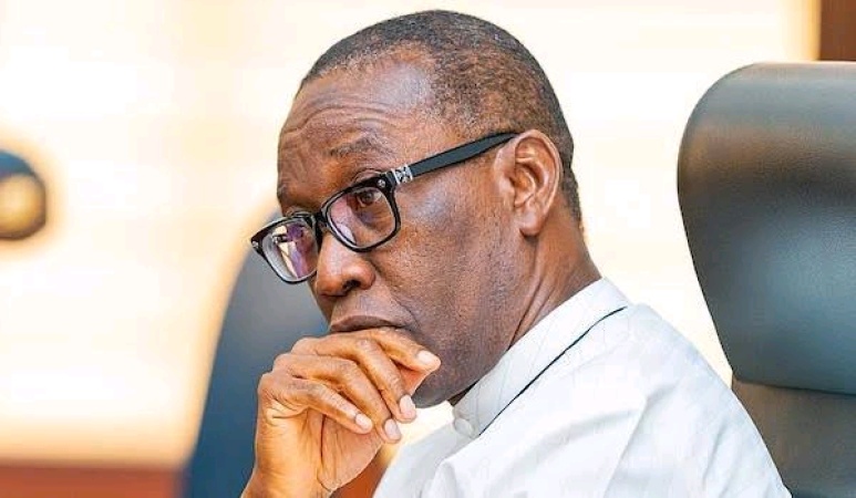N1.3 Trillion Probe: EFCC bans Ex-Governor Okowa from travelling abroad, seizes his passport 