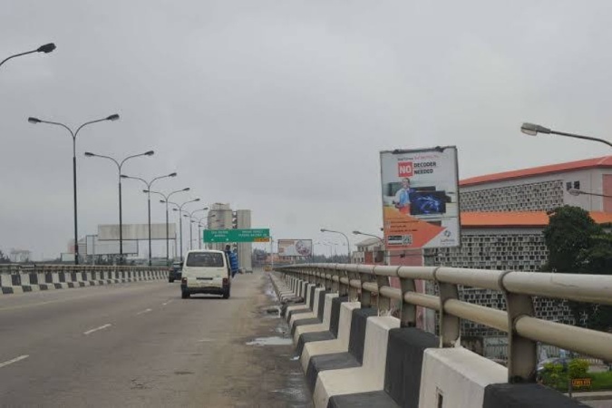 Lagos Govt to shut Marine Bridge for three months over repair works 