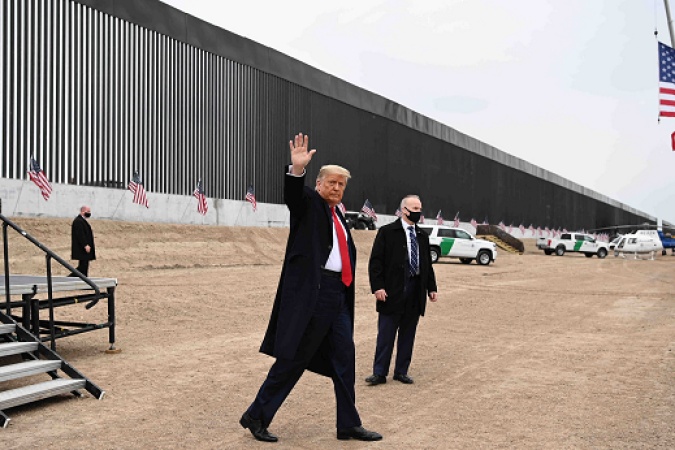 Texas offers Trump land for migrant 'deportation facilities'