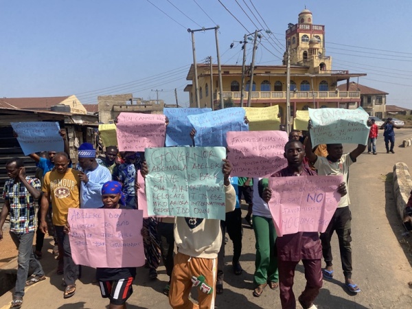 Osun community protests Adeleke?s decision to relocate Airport to Ede