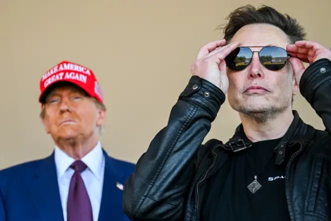 Panic grips US federal employees as Elon Musk begins releasing names of those he intends to fire