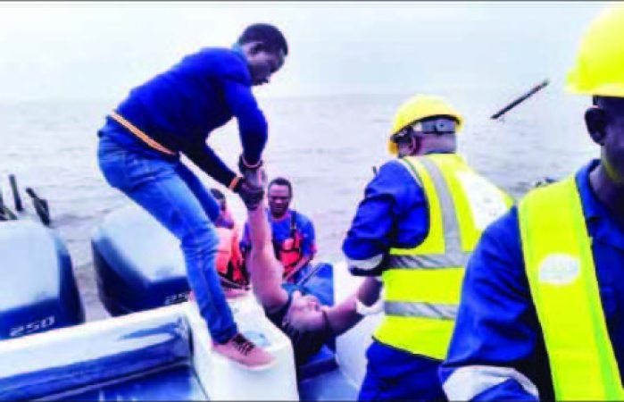 BREAKING: Boat carrying over 200 passengers capsizes in Niger state