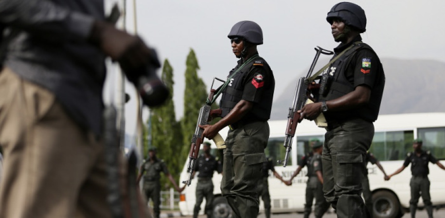 BREAKING: Confusion as Police take over Kano Emir?s Palace