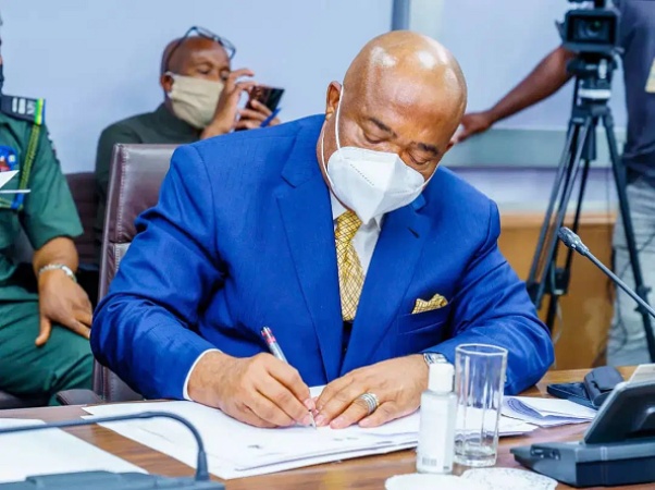 Yuletide: Uzodimma activates free medical mission for Imolites