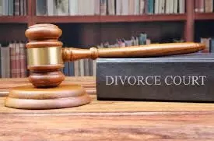 My wife committing adultery with my plumber, divorce-seeking man tells court