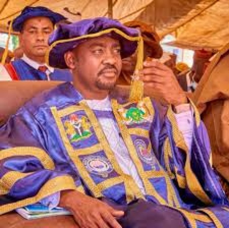 Nigerian entrepreneur donates $100,000 to Islamic university in Uganda