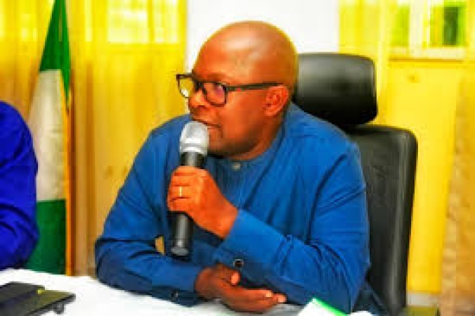 NOSDRA Boss conducts emergency evaluation of SPDC?s oil spill response in Bonny