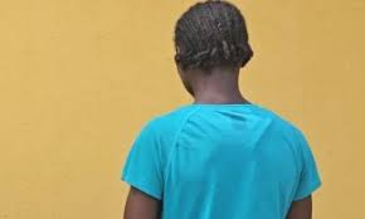 Mother arrested for throwing child into Delta river