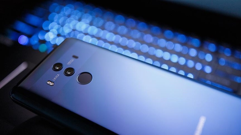 US soldier charged with selling stolen confidential phone records