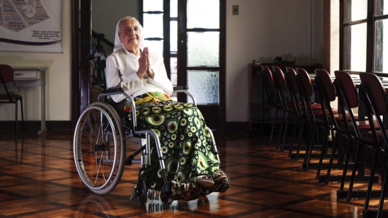 Soccer-loving nun from Brazil is now world?s oldest living person at nearly 117