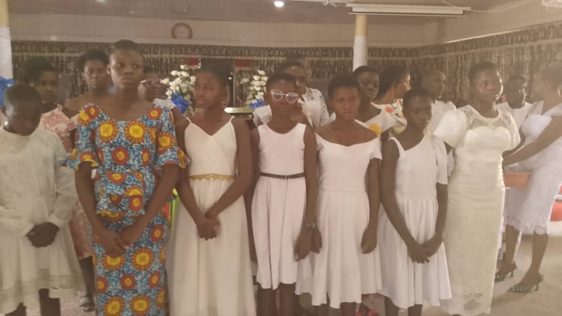 Church honors 20 girls for keeping their virginity
