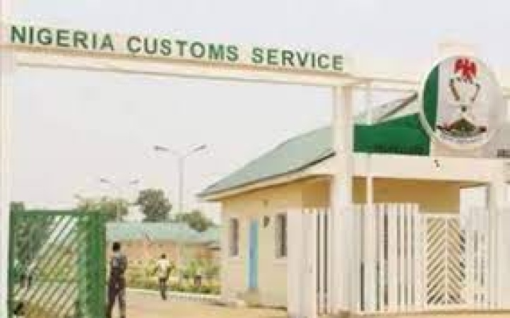 Over 573,000 jostle for Customs recruitment