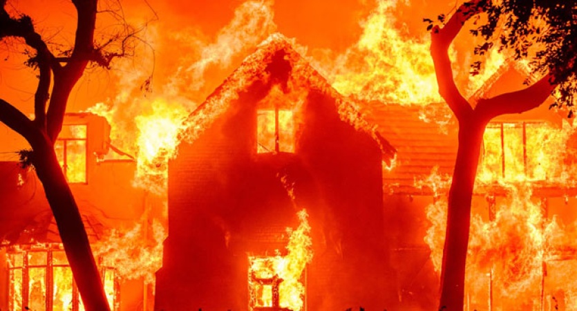 Death toll in Los Angeles fires hit 10