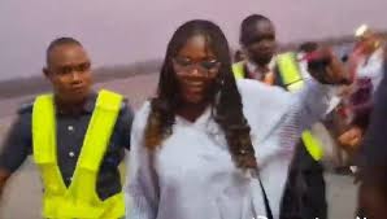 Irate passenger escapes lynching after blocking Abuja-bound flight