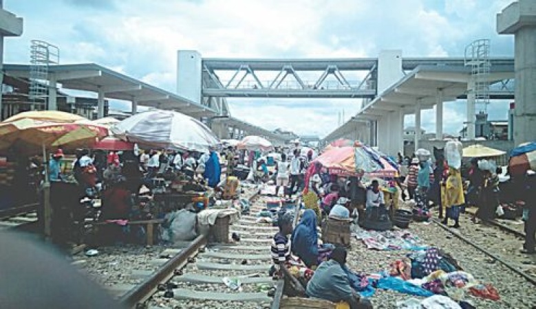 Train crushes man to death in Oshodi, Lagos