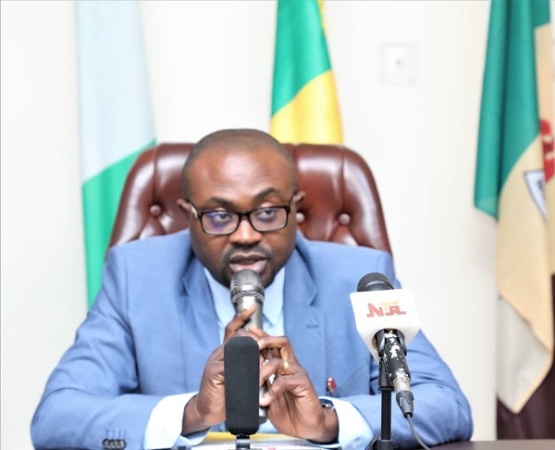 Nigerians in U.S urge Interior Minister to address passport printer shortage