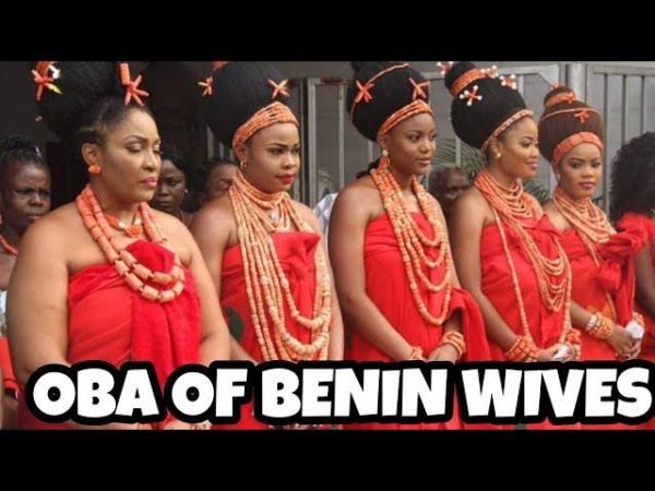 Dressing like Oba of Benin, wives attract curses, Palace warns
